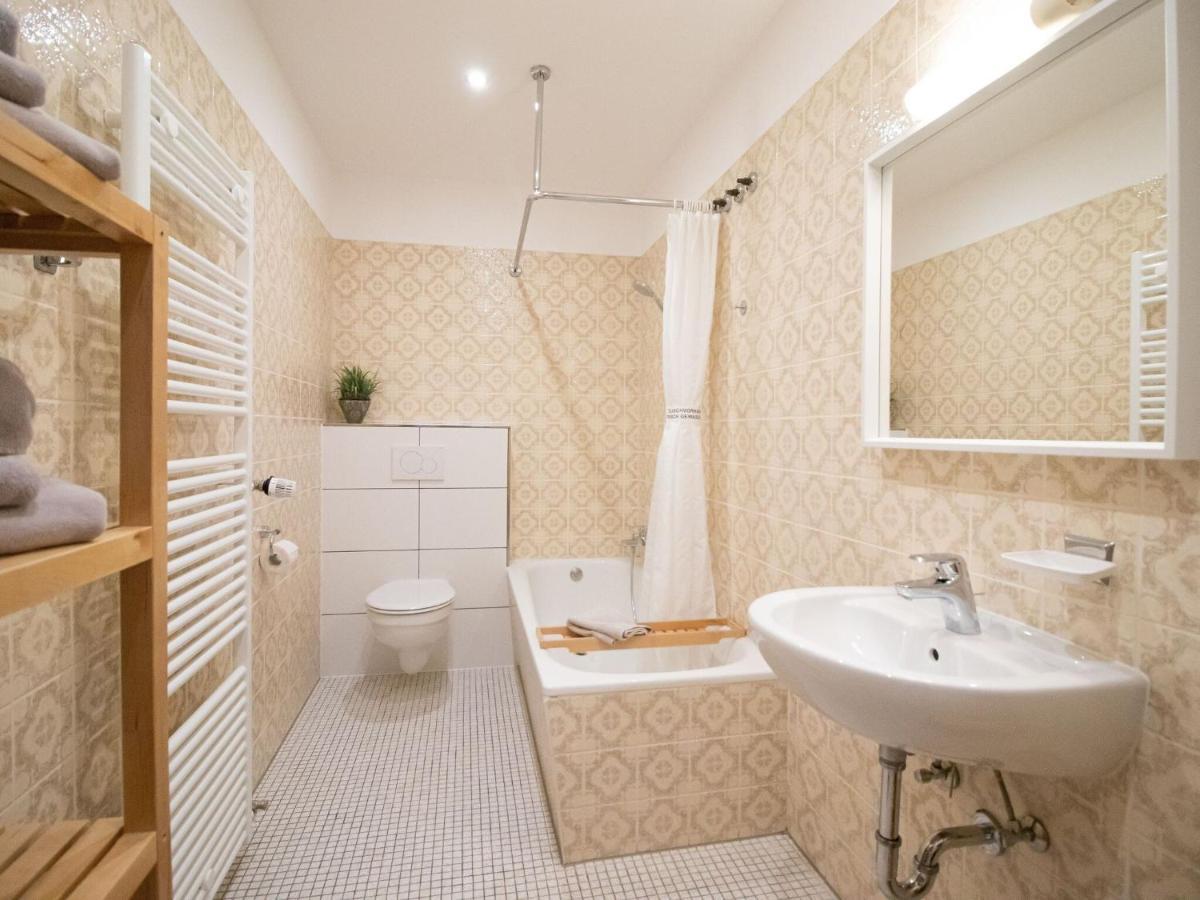 Spacious Apartment In Bollendorf In Nature Park Ngoại thất bức ảnh